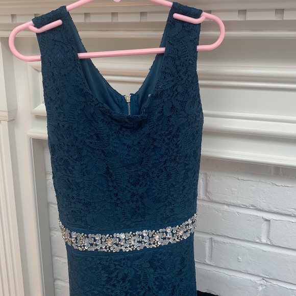 Gorgeous Girls Party Dress! - Picture 2 of 7